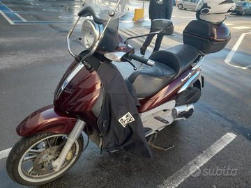 Piaggio Beverly 500