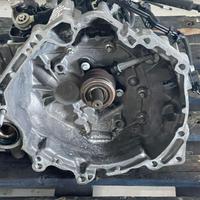 CAMBIO MANUALE COMPLETO DACIA Sandero Serie 320109