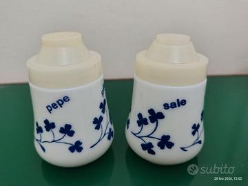 Saliera e Pepiera in  Arcopal Vintage