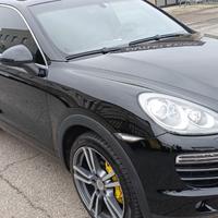 Porsche cayenne 2011