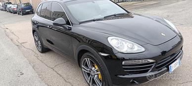 Porsche cayenne 2011