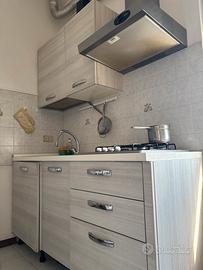 Cucina completa usata con lavastoviglie - 280€