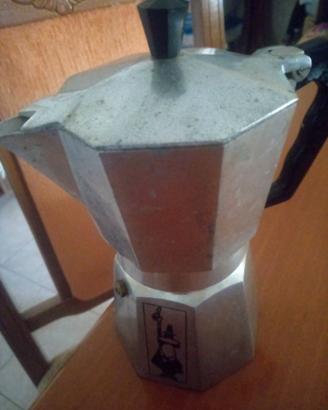 Caffettiera della Bialetti grande funzionante