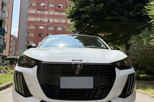 Peugeot 208 puretech 75c