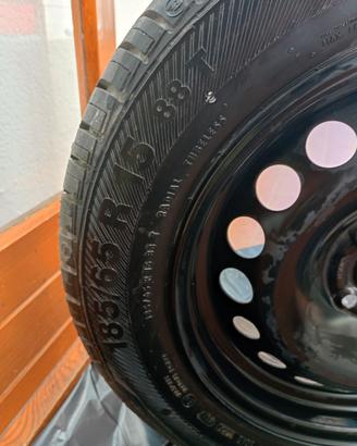 Ruota  di scorta 185/65 R15 completa di kit