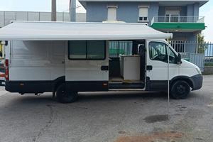 Iveco Daily 6 posti  trasporto moto