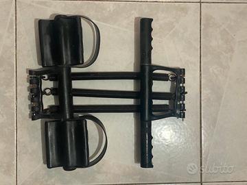 Attrezzo da palestra - espnsore per il petto