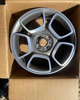 Cerchi originali fiat 500 abarth