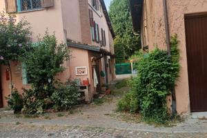 Modena monolocale con posto auto riservato