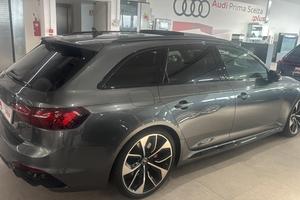 Audi rs4