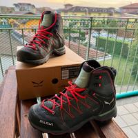 Scarponi da donna Salewa MTN Trainer Mid GORE-TEX