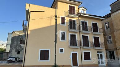 3 LOCALI A CAPUA