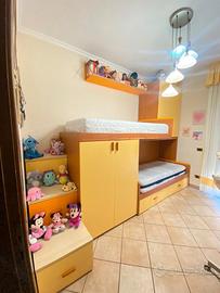 Cameretta in buono stato