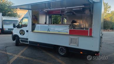 Renault Master Rosticceria ambulante