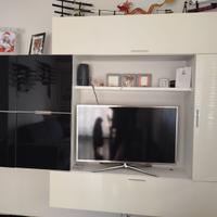 sala, parete attrezzata,divano,tavolo