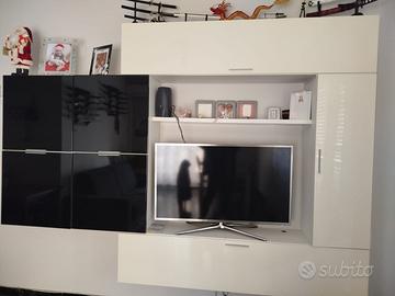 sala, parete attrezzata,divano,tavolo