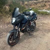 Ktm smt 990 2011