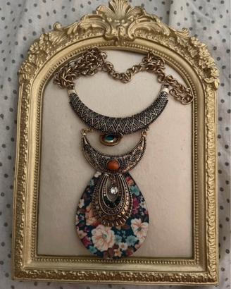 Collana Etnica Boho Chic con Ciondolo Floreale