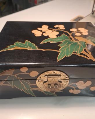 portagioie legno  smaltato nero