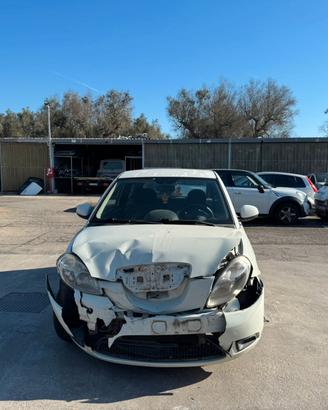 RICAMBI AUTO LANCIA Y 2010 BIANCA