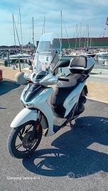 SCOOTER SH 150 HONDA
