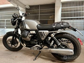 Moto Guzzi v7 special