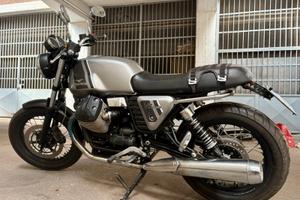 Moto Guzzi v7 special