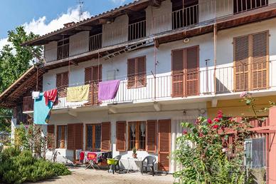 CASA SEMINDIPENDENTE A MATHI