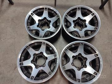 cerchi 6 fori R 15 fuoristrada attacco Jap