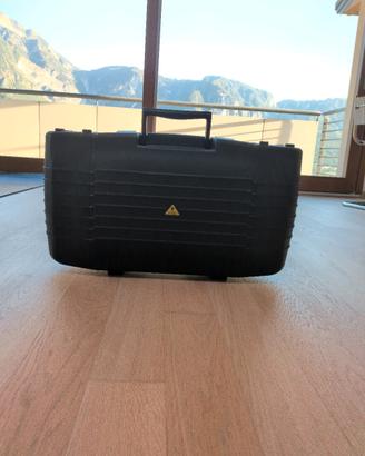 Impianto PA portatile behringer  PARI A NUOVO 