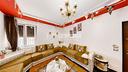 ampio-trilocale-con-balcone-sottotetto-e-cantina