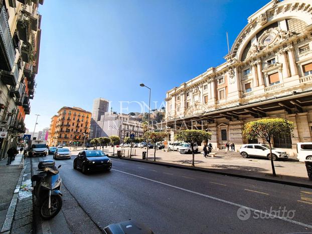 Corso Vittorio Emanuele locale commerciale