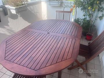 Tavolo da giardino in legno e 6 sedie