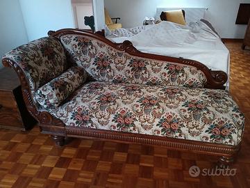 DORMIEAUSE e Mobile con cassetti e specchio