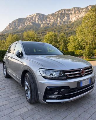 Volkswagen Tiguan R-Line TSI DSG Tetto panoramico