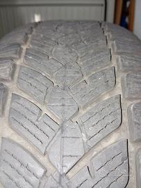 nr.4 gomme invernali Fulda 215/60 r 17