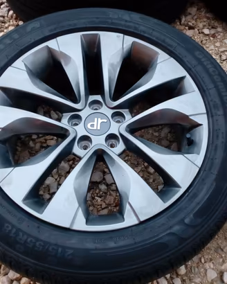 CERCHI E GOMME 18 ORIGINALI DR5 COD:2046