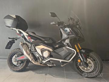 Honda X-ADV 750 OPERAZIONE 50%