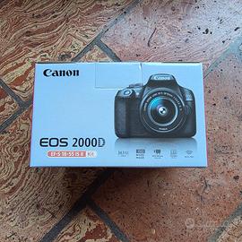 CANON EOS 2000D  + EF-S 18-55mm IS II NUOVA❗❗️❗️