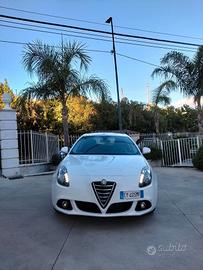Alfa Romeo Giulietta 1.6 JTDm-2 120 CV Exclusive
