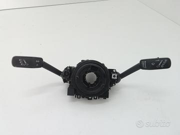 DEVIOLUCI VOLKSWAGEN Tiguan Serie 5Q1953521 (16>)