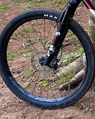 Coppia di ruote RACE FACE AEFFECT TLR, 27MM, 32H