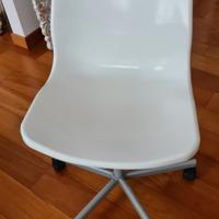 Sedia  IKEA bianca 5 rotelle