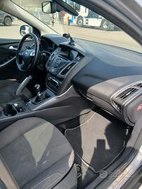 ford  focus 1600  tdi