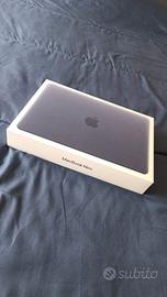 MacBook Neo 13” – 8GB RAM / 256GB SSD 
