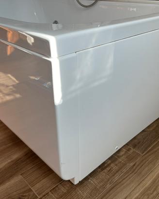 Vasca da bagno idromassaggio