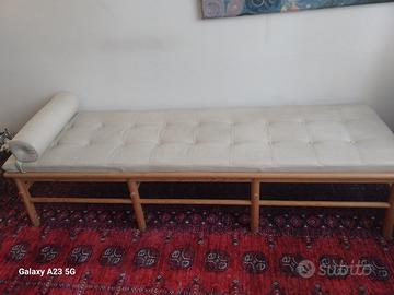 chaise  longue 