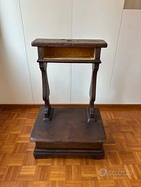 Inginocchiatoio di antiquariato