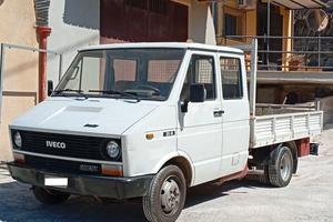 Iveco Daily Furgone 35.8 2.5 Diesel 7 Posti