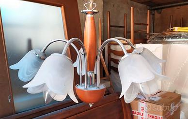 Lampadario 5 luci in legno e metallo con paralumi
